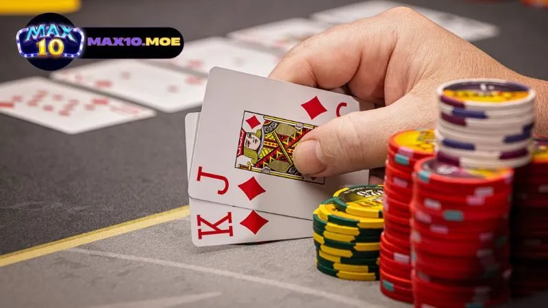 Cách chơi poker giỏi - Bí quyết chiến thắng trò chơi hấp dẫn 5 gioi-thieu-ve-tro-choi-poker